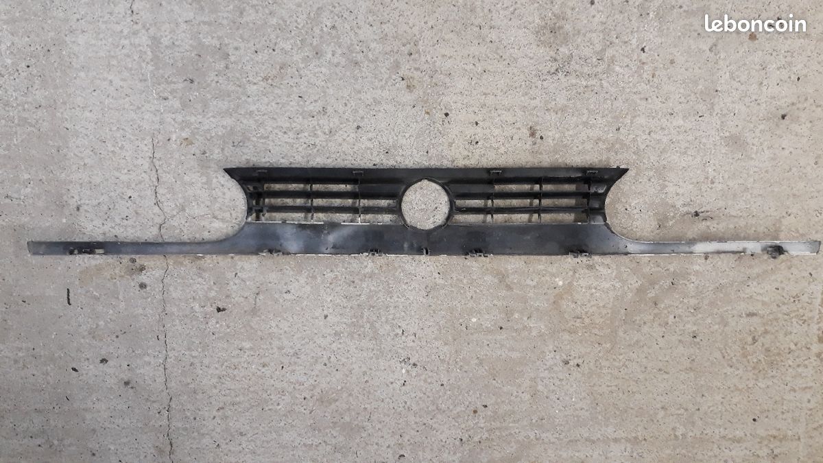Calandre golf 3 tdi (image 2)