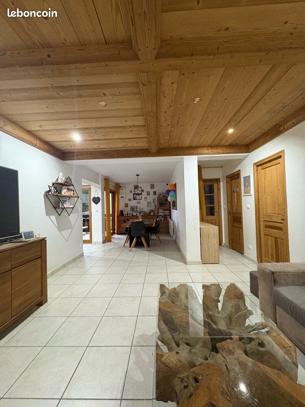 Appartement 3 pièces 78 m² · à Combloux · 78 m² · 320 000 €