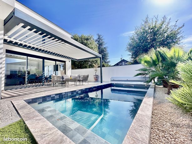 Villa 6 pièces 165 m²
