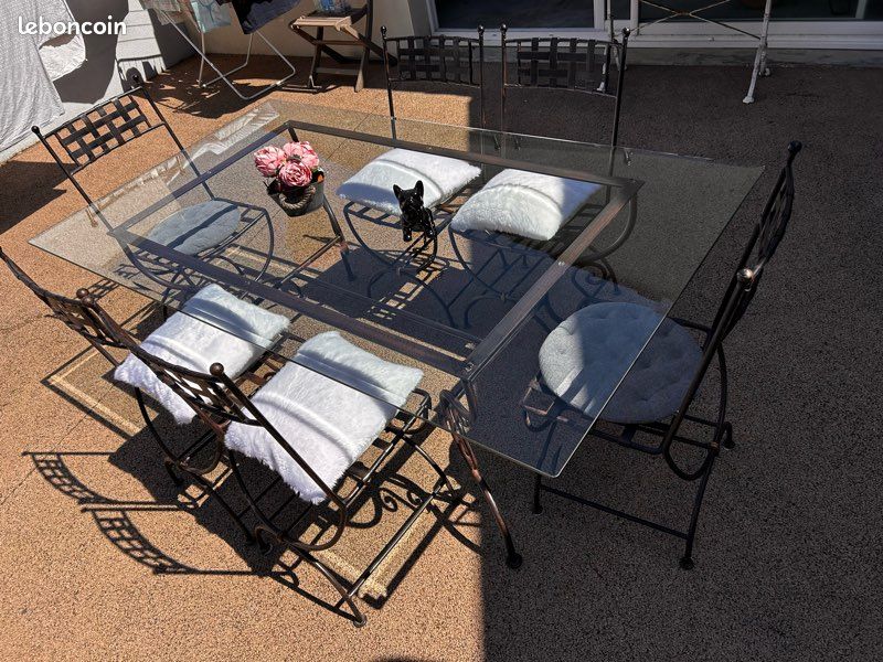 Table de salle à manger ou terrasse (image 2)