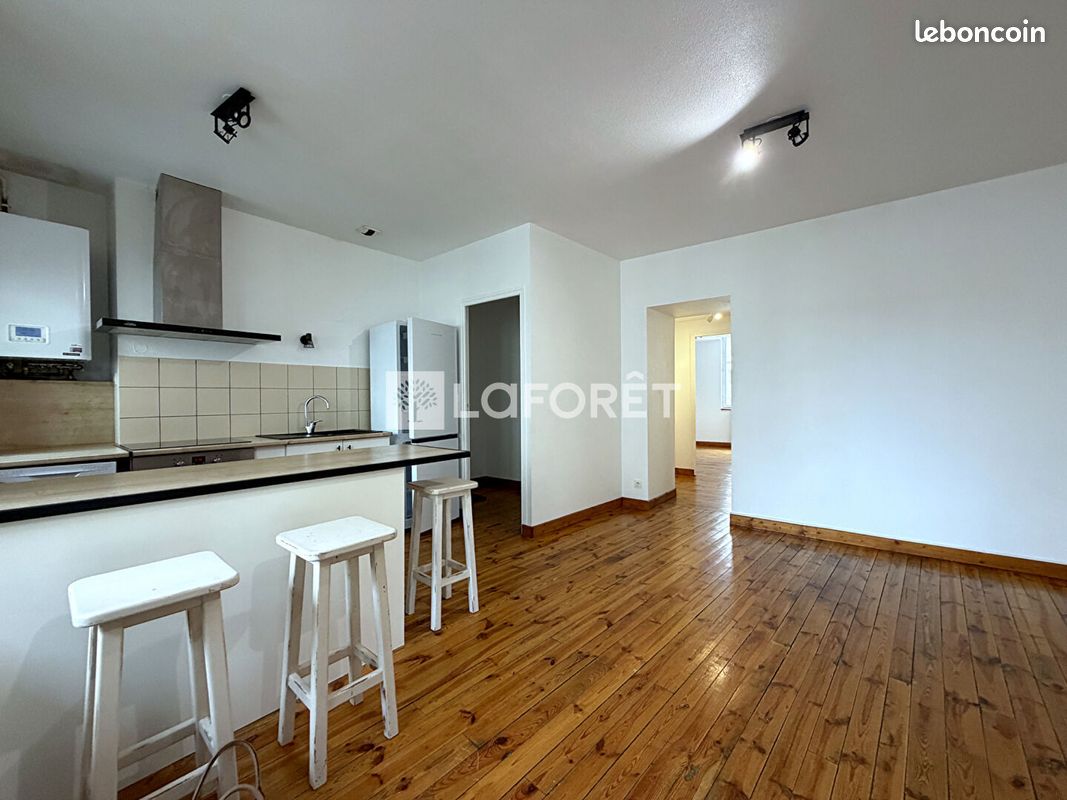 Appartement 3 pièces 60 m² · à Aurillac · 60 m² · 565 €/mois