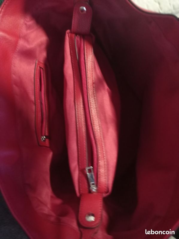 Sac à main rouge imitation cuir (image 3)