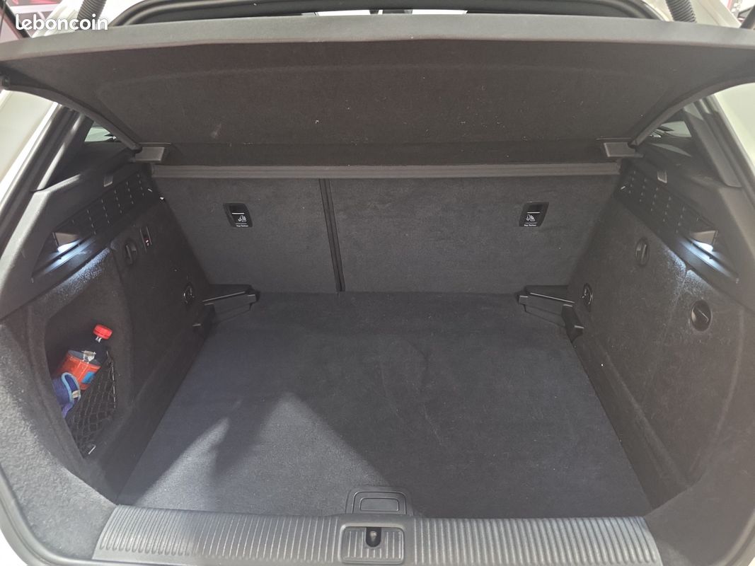 AUDI A3 SPORTBACK S-LINE S-TRONIC 1.5 TFSI 150cv Sièges chauffants Toit ouvrant garantie 12 mois (image 21)
