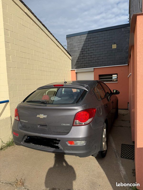 Chevrolet Cruz (image 3)