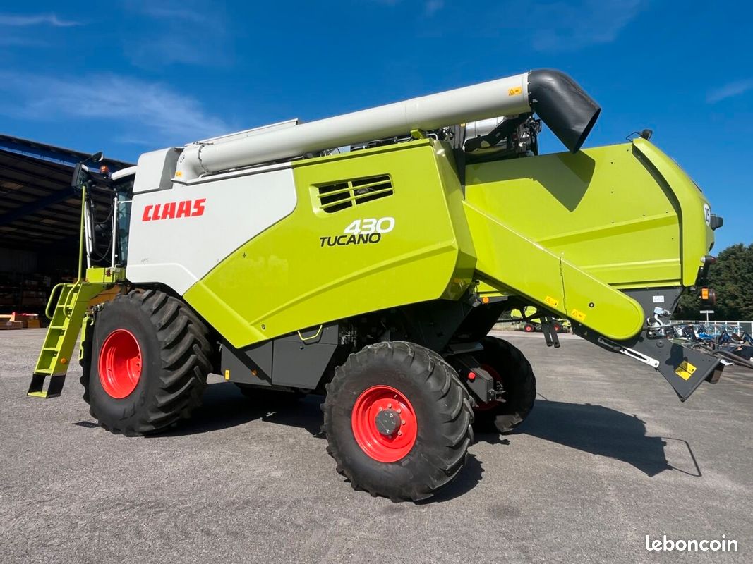 Claas TUCANO 430 4X4 + COUPE FLEX (image 1)