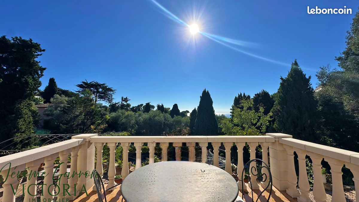 Maison 11 pièces 380 m² · à Le Cannet · 380 m² · 2 645 000 €
