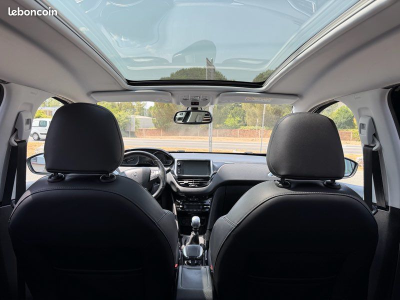 Peugeot 2008 1.6 HDI 120cv Crossway (image 7)