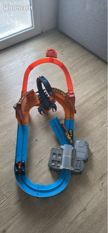 Piste Hot Wheels Monster Trucks (image 2)