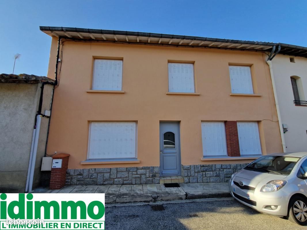 Maison 6 pièces 155 m² · à Lissac · 155 m² · 980 €/mois
