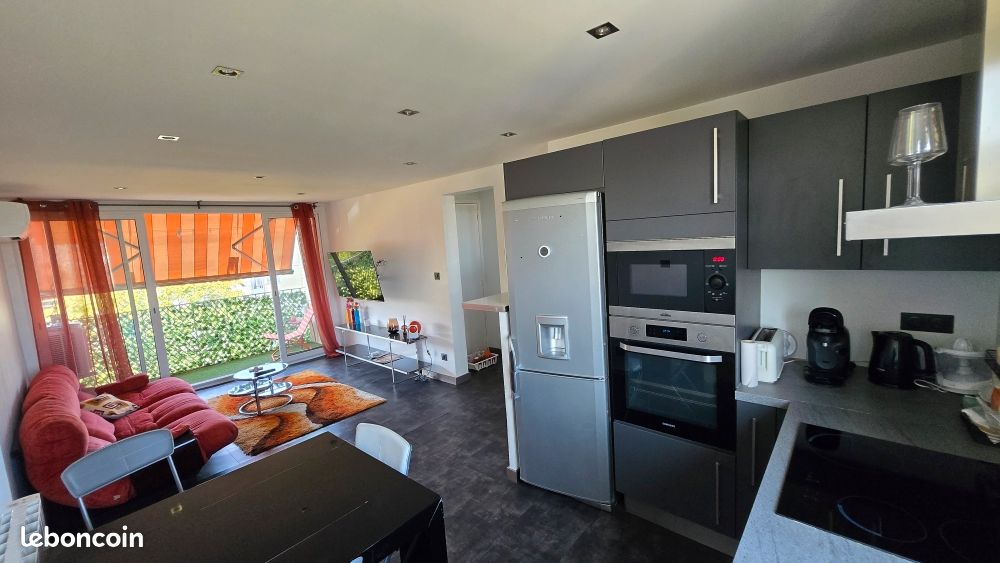 Appartement 3 pièces 49 m² · à Marseille · 48,7 m² · 160 000 €