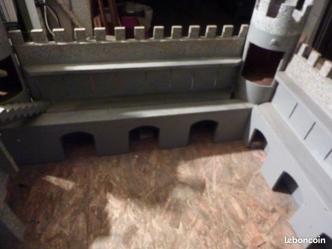 Château fort fabrication artisanale (image 2)