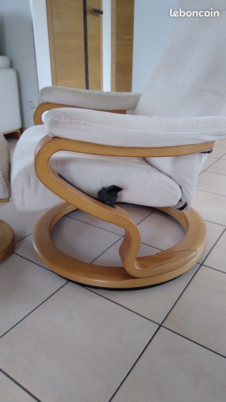 Fauteuil relax HIMOLLA et son pouf piètement hêtre (image 5)