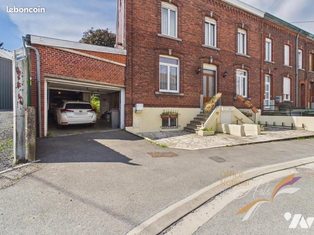 Maison 6 pièces 273 m² · à Hautmont · 273 m² · 209 200 €