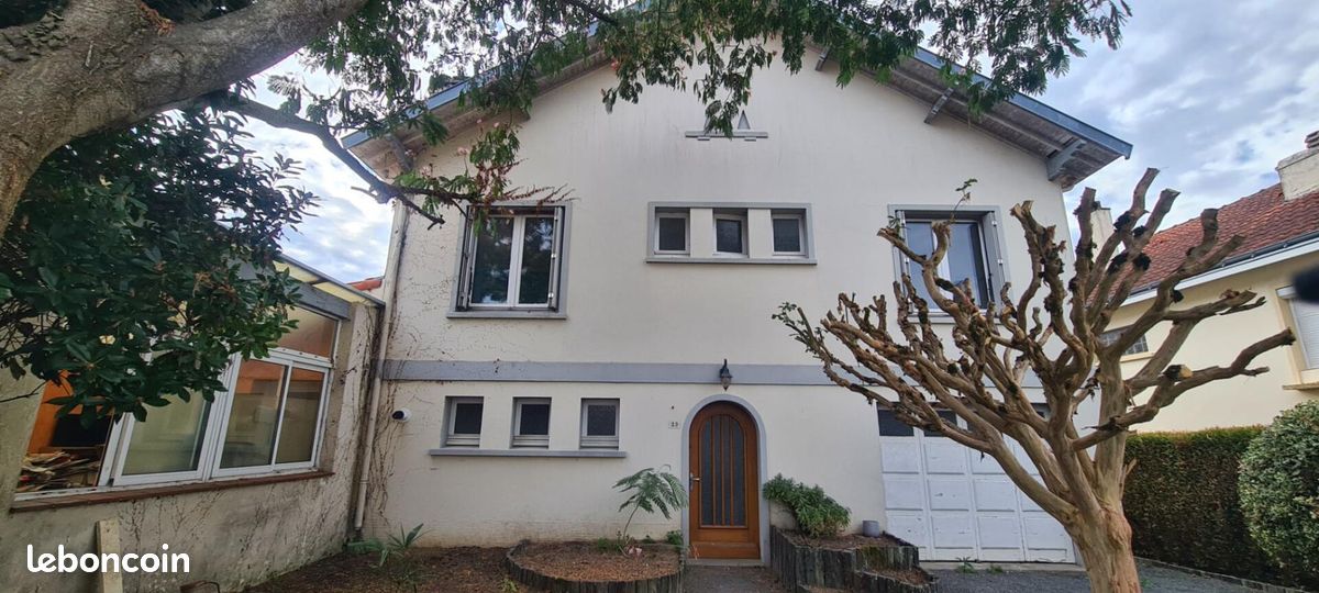 Maison 8 pièces 174 m² · à Gorges · 174 m² · 236 500 €