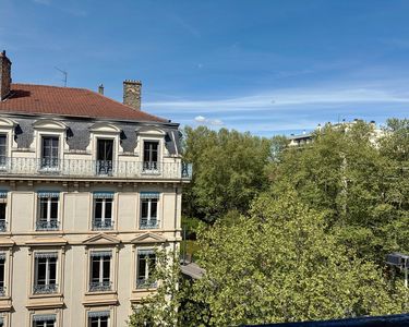 Appartement 610 000 € - 77 m²