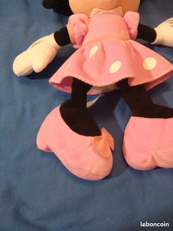 Peluche Minnie Disney grand modèle 35 cm (image 5)
