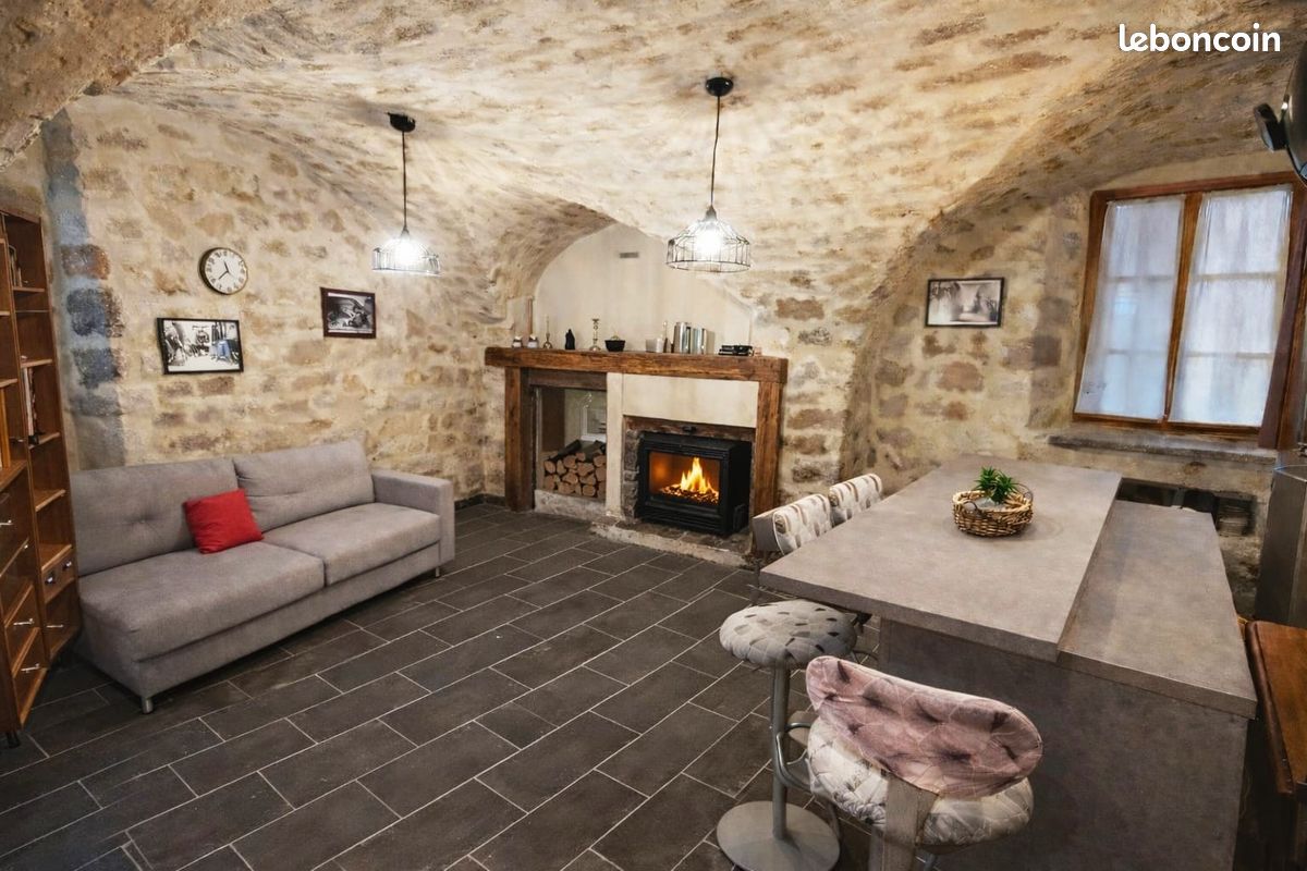 Maison 4 pièces 76 m² · à Largentière · 76 m² · 120 000 €