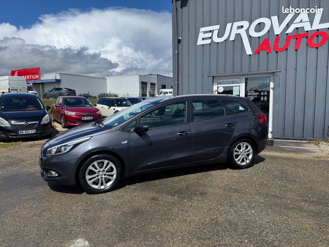 Kia cee'd sw 1.4 crdi 90ch style 5p (image 5)