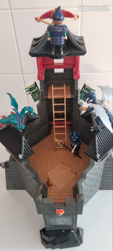 Playmobil la citadelle secrète du Dragon (image 7)