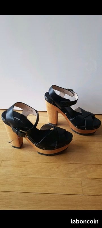 Chaussure a plateforme talon Pull&Bear (image 1)