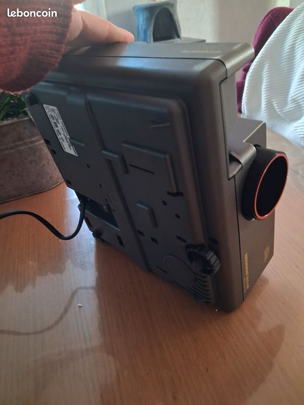 BRAUN Novamat 130 AF Diaprojektor mit Autofokus (Gebraucht) in Zürich