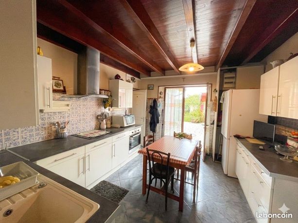Maison 8 pièces 160 m²