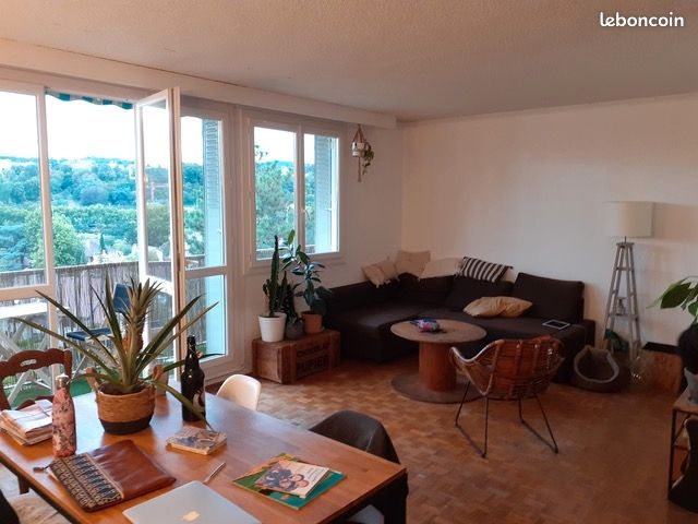 Appartement 4 pièces 64 m² · à Caluire-Et-Cuire · 64 m² · 900 €