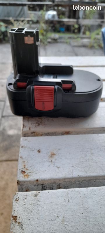 Batterie 18v Bosh HS (image 2)
