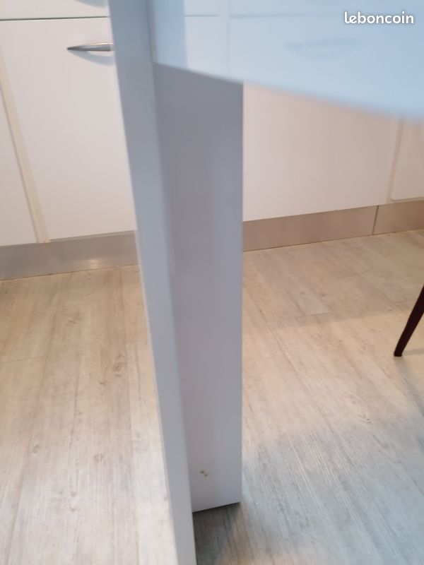 Table a manger + 4 chaises (image 2)
