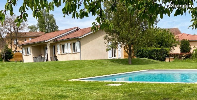 Maison 4 pièces 90 m² · à Saint-Paul-de-Varax · 90 m² · 298 000 €