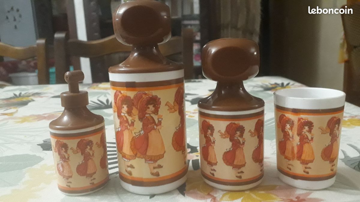 Accessoires de Salle de Bain en plastique VINTAGE (image 2)
