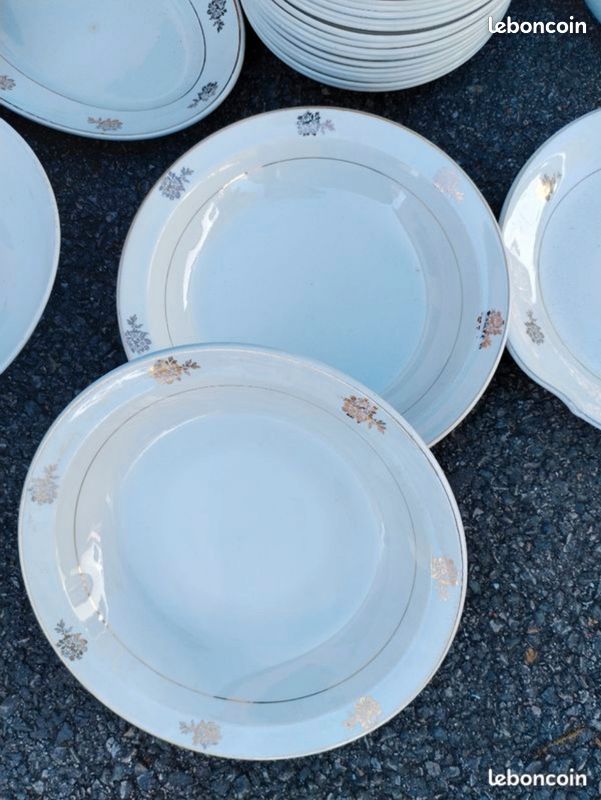 Vieux service de table vintage + de 65 pièces (image 7)
