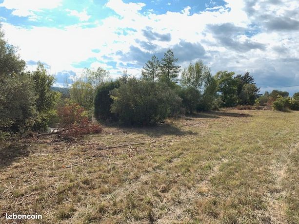 Terrain 1 700 m² Le Val