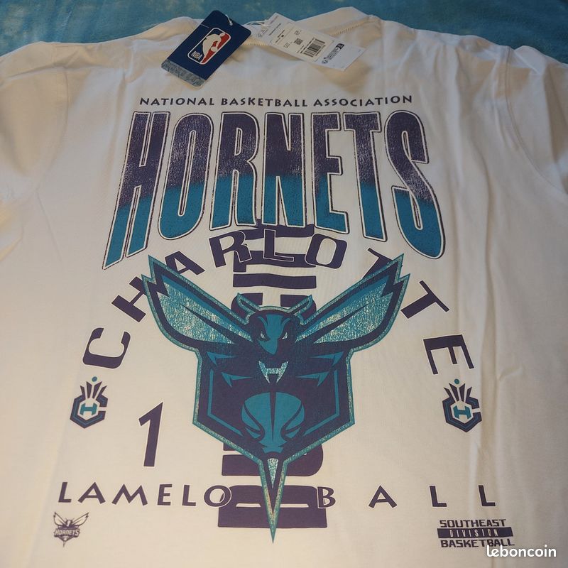 T- Shurt. Blanc NBA TM
étiquette " d'origine 100%Coton pour la
somme de 17e 🏷 (image 3)