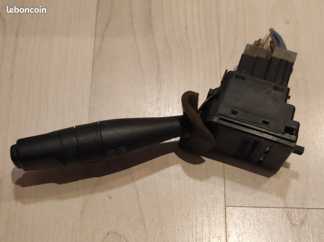 Commando Gauche Clignotant Phare Pour Citroën Berlingo I 96-02 & Peugeot 106 - Neuf