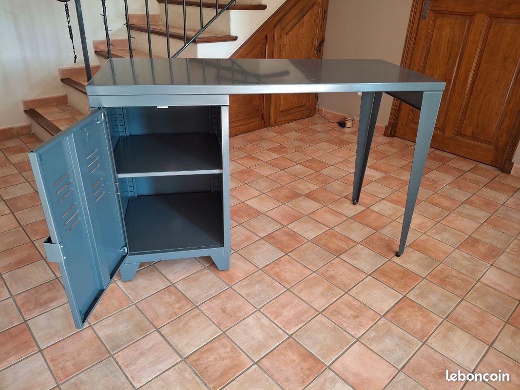 Bureau style industriel pour ado / enfant (image 1)