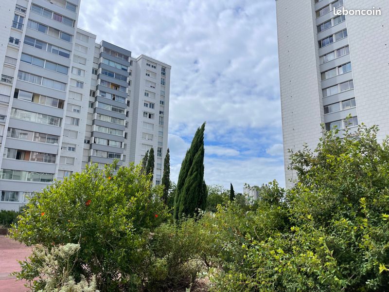 Appartement 5 pièces 79 m² · à Saint-Pierre-des-Corps · 79 m² · 88 000 €