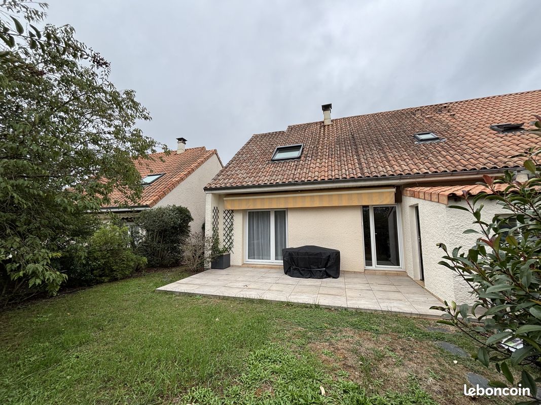 Maison 5 pièces 119 m² · à Poitiers · 119 m² · 214 000 €