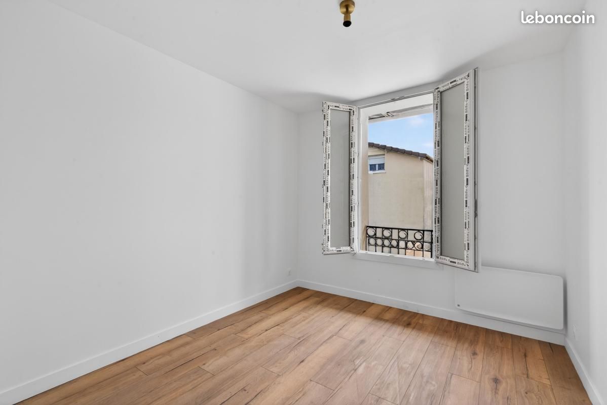 Appartement 1 pièce 18 m² · à Fontenay-sous-Bois · 18 m² · 735 €/mois