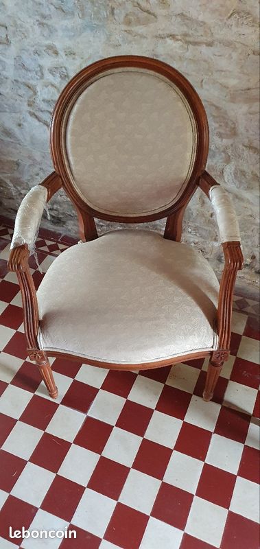 Fauteuil médaillon style Louis XVI 16 (image 3)