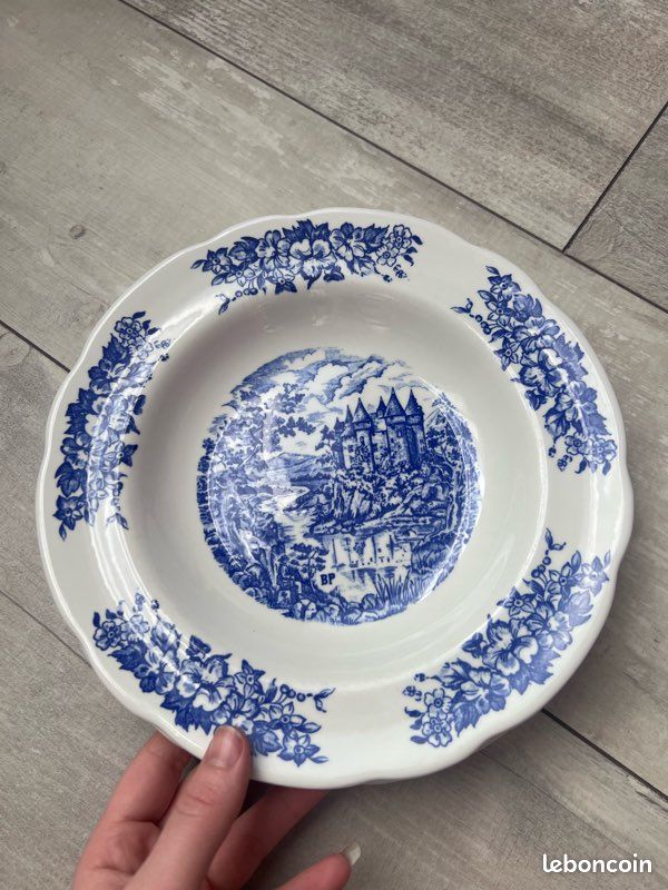Lot 3 assiettes creuses (image 8)