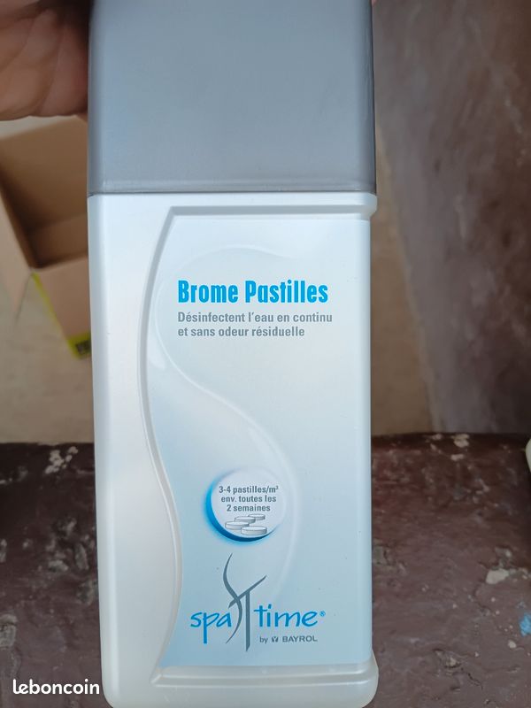 Lot produits entretien piscine/spa (image 7)