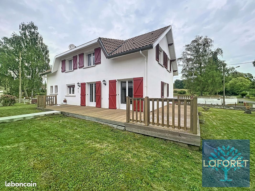 Maison 7 pièces 148 m² · à Oeyreluy · 148 m² · 290 500 €