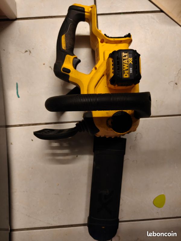 Tronçonneuse électrique dewalt sans batterie ni chargeur (image 4)