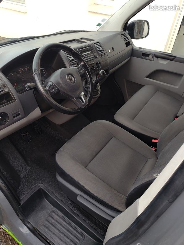 VW transporter (image 3)