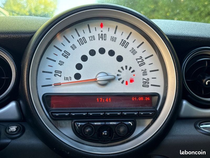 Mini MINI ONE D 90CH PACK CHILI * TOIT OUVRANT * 11/2010 * 1ERE MAIN * GARANTIE (image 20)