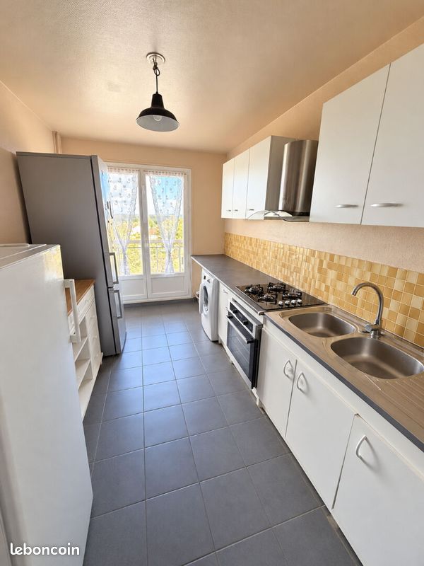 Appartement 3 pièces 64 m² · à Épineau-les-Voves · 64 m² · 54 500 €