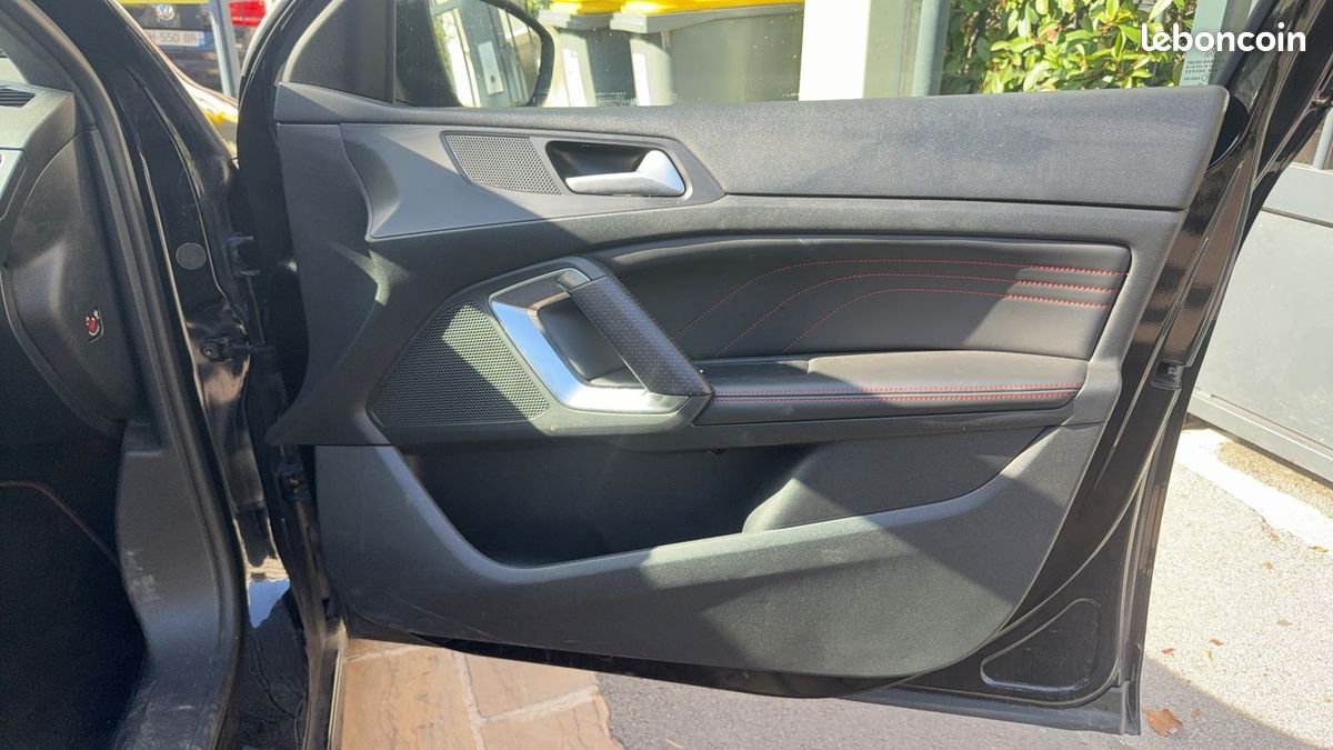 Peugeot 308 SW II 1.2 PureTech 130 GT Line (image 22)