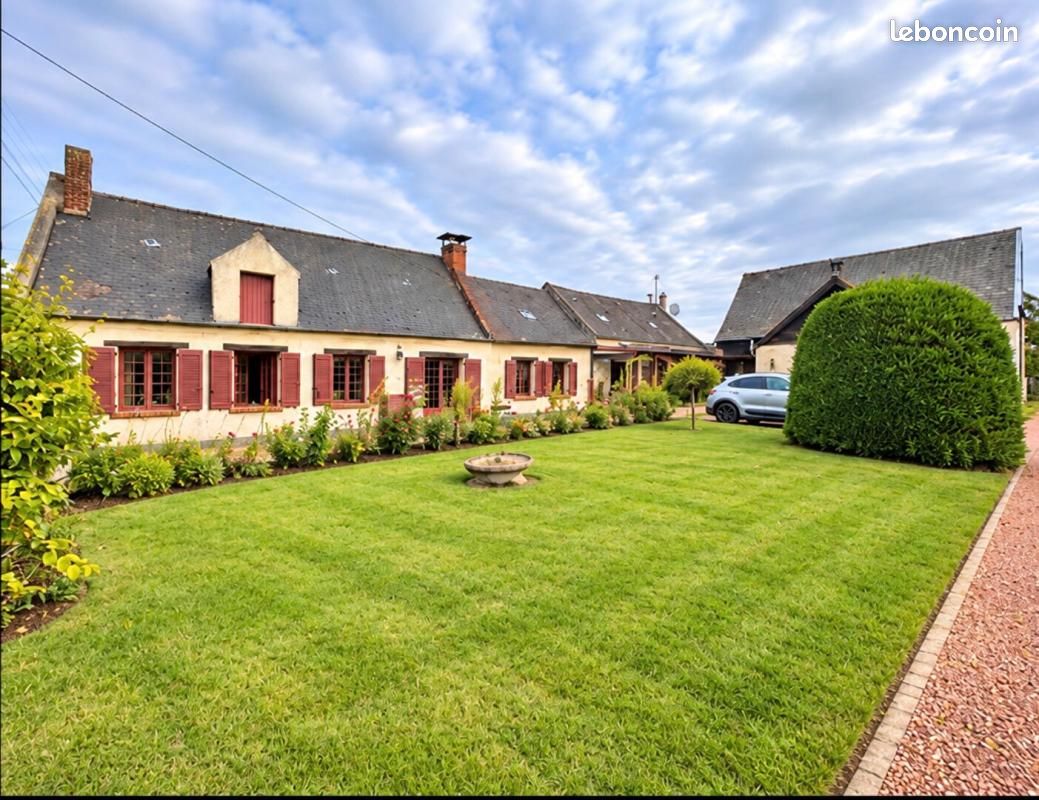 Maison 4 pièces 136 m² · à Versigny · 136 m² · 181 000 €