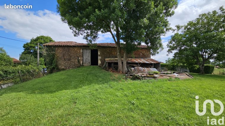 Grange 2 pièces 270 m²